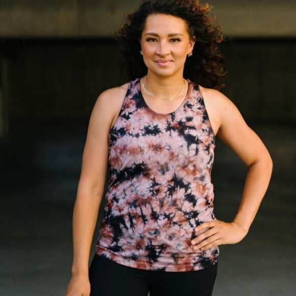 Zyia Seamless Razor Back Tank Lot - Picture 2 of 7